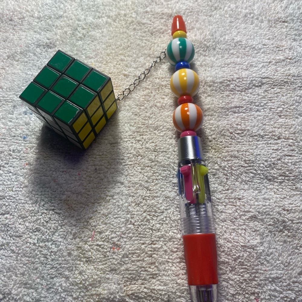 Rubix cube beaded pen
